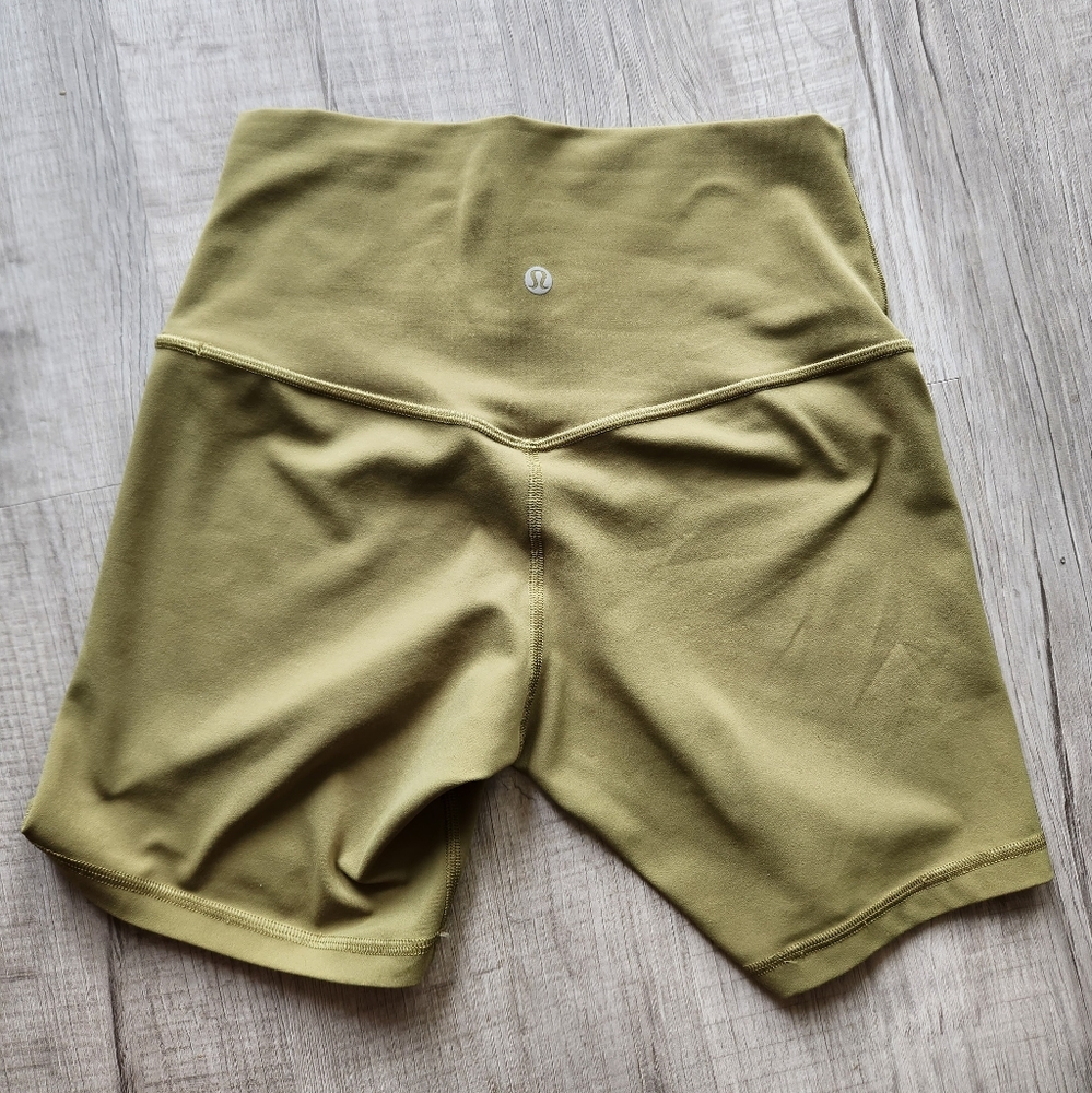 Lululemon align short